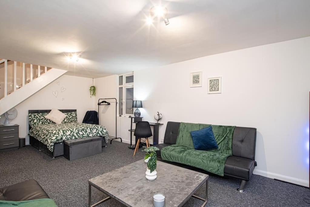 Watford Central Serviced Apartments 외부 사진